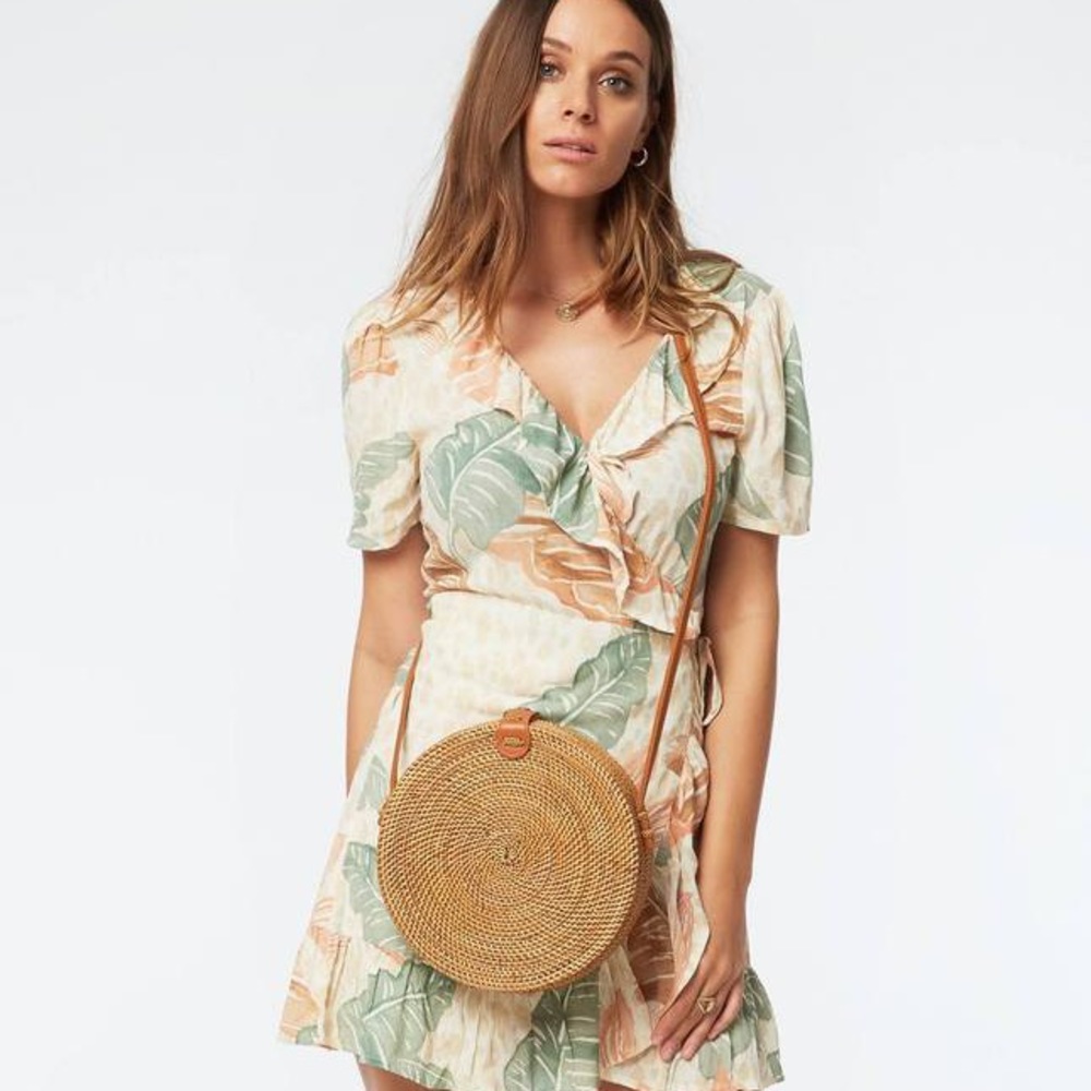 Tan Woven Round Shoulder Bag.